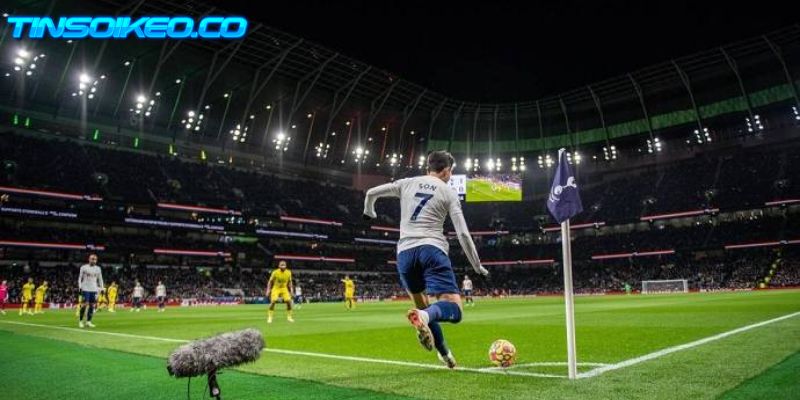 Tìm hiểu khái niệm phạt góc là gì?